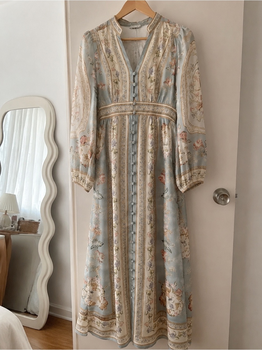 Bohemian Floral Maxi Dress in Light Blue - Picture 2 of 4